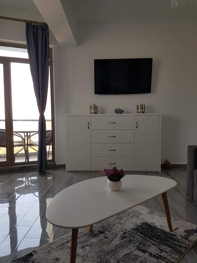 Frontal View By Twin Residence Mamaia Dış mekan fotoğraf