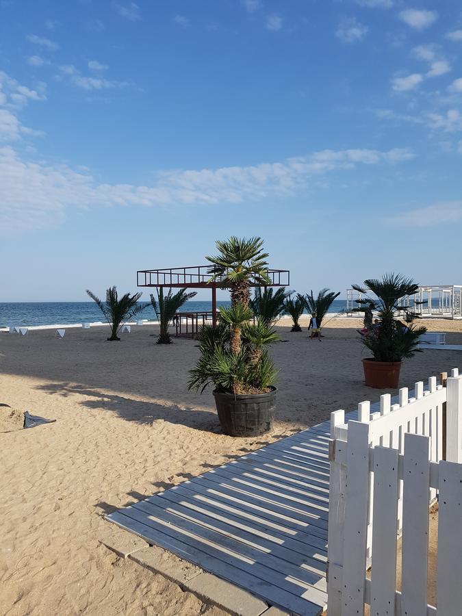 Frontal View By Twin Residence Mamaia Dış mekan fotoğraf