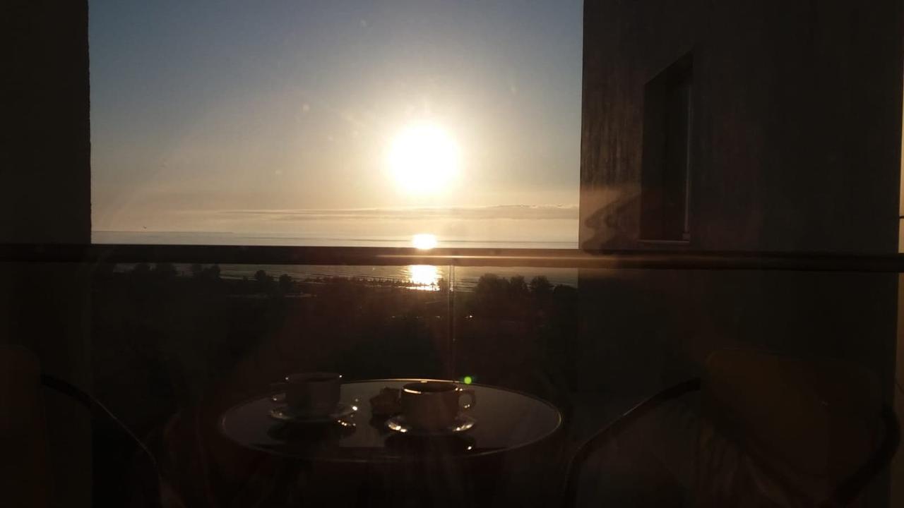 Frontal View By Twin Residence Mamaia Dış mekan fotoğraf